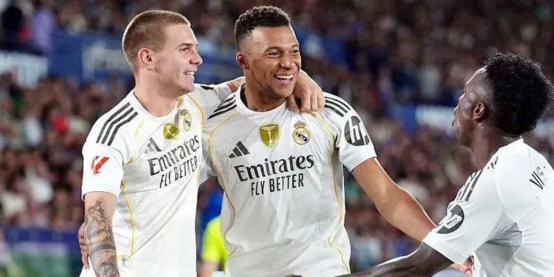 Real Madric đang thể hiện sức mạnh gần như tuyệt đối